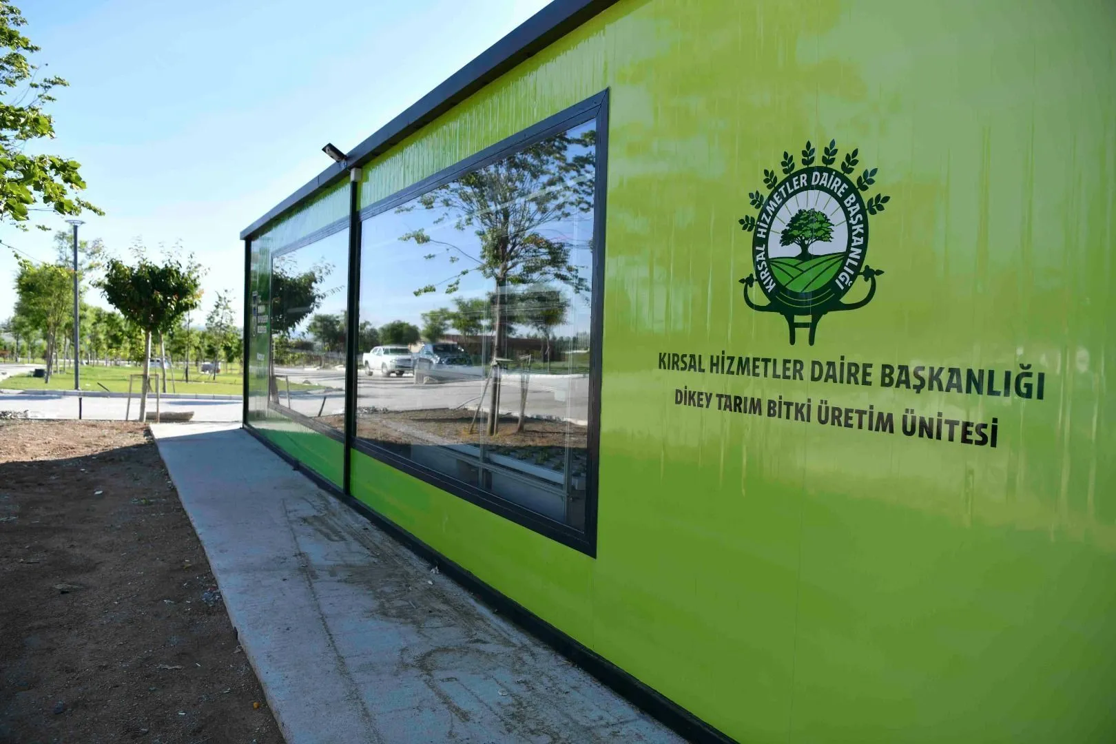 حاويات الزراعة العمودية الخالية من التربة (2)